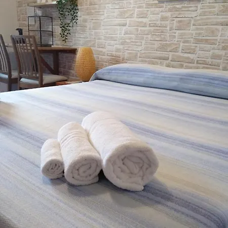 לינה וארוחת בוקר Rivetti Tor Vergata *